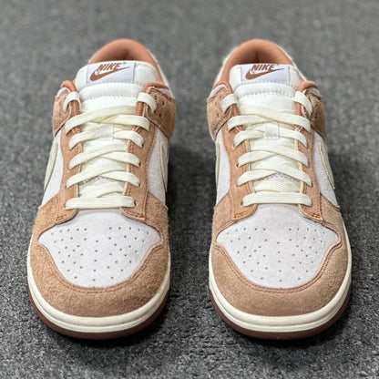 Dunk SB Medium Curry