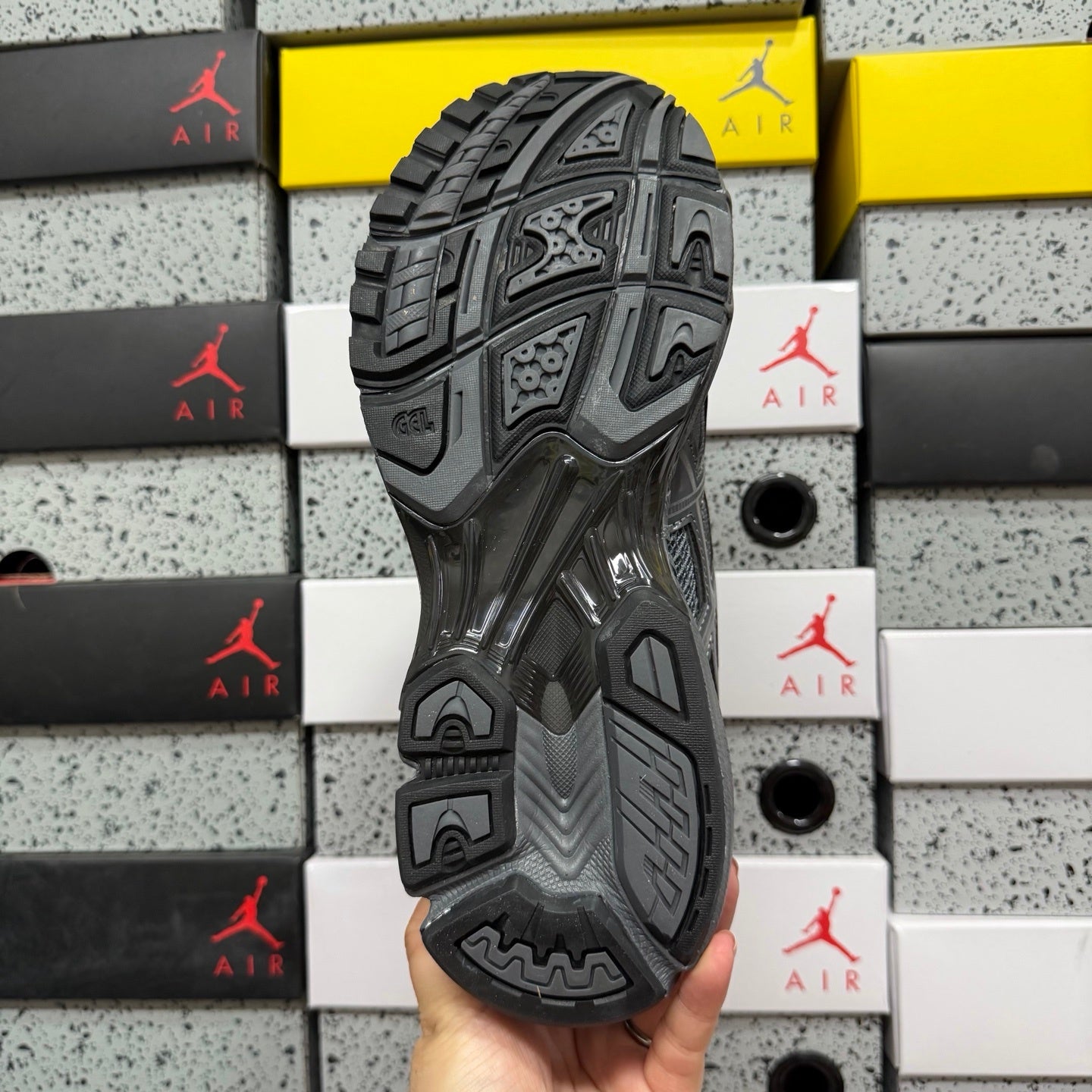 GEL-NIMBUS 10.1 Pure Black