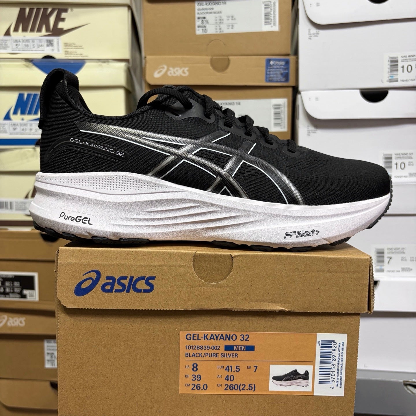 GEL-KAYANO 32 Black/White
