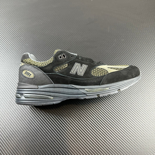 990 Black Olive