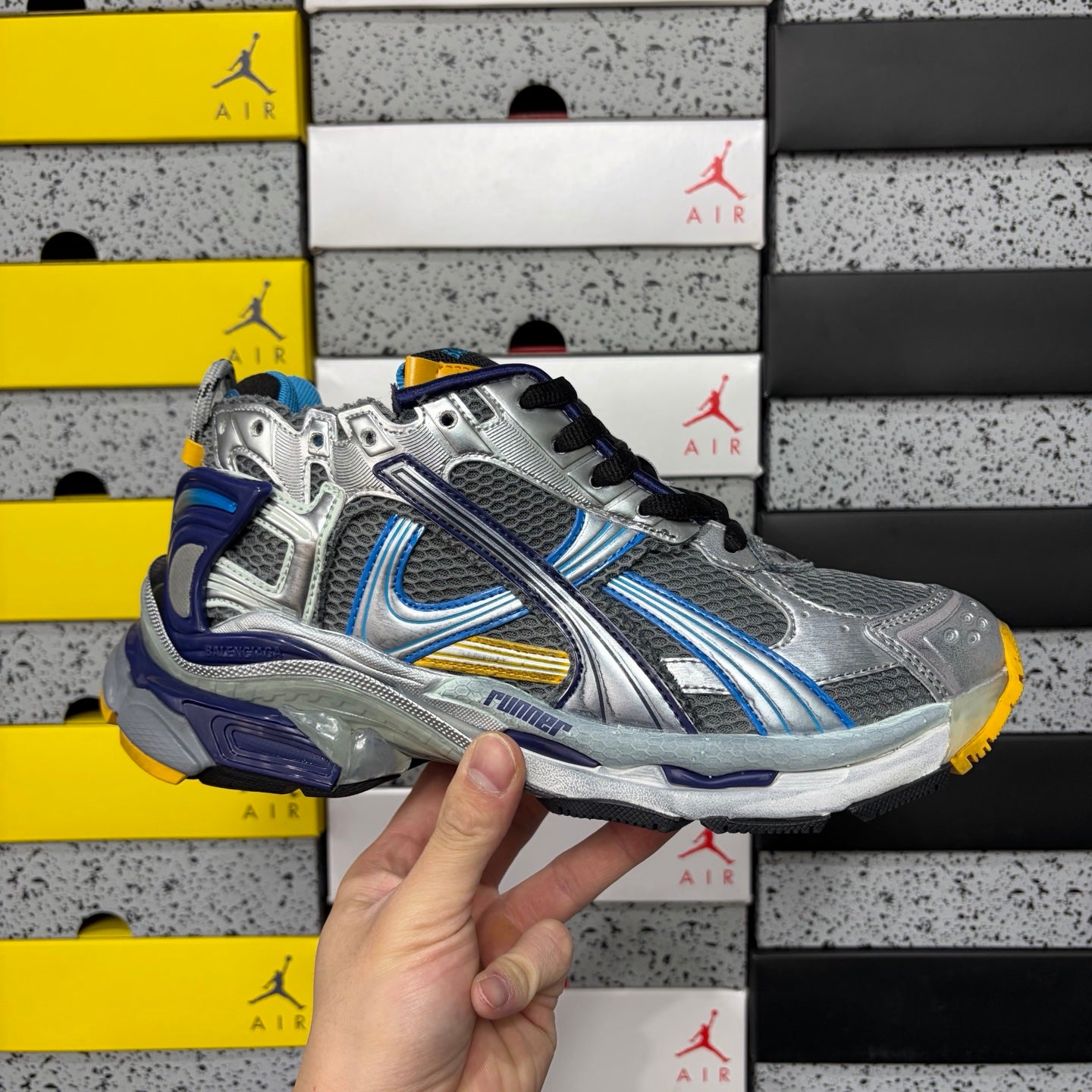 BLG Runner Grey Blue Purple