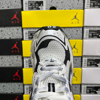 BLG Runner White/Black