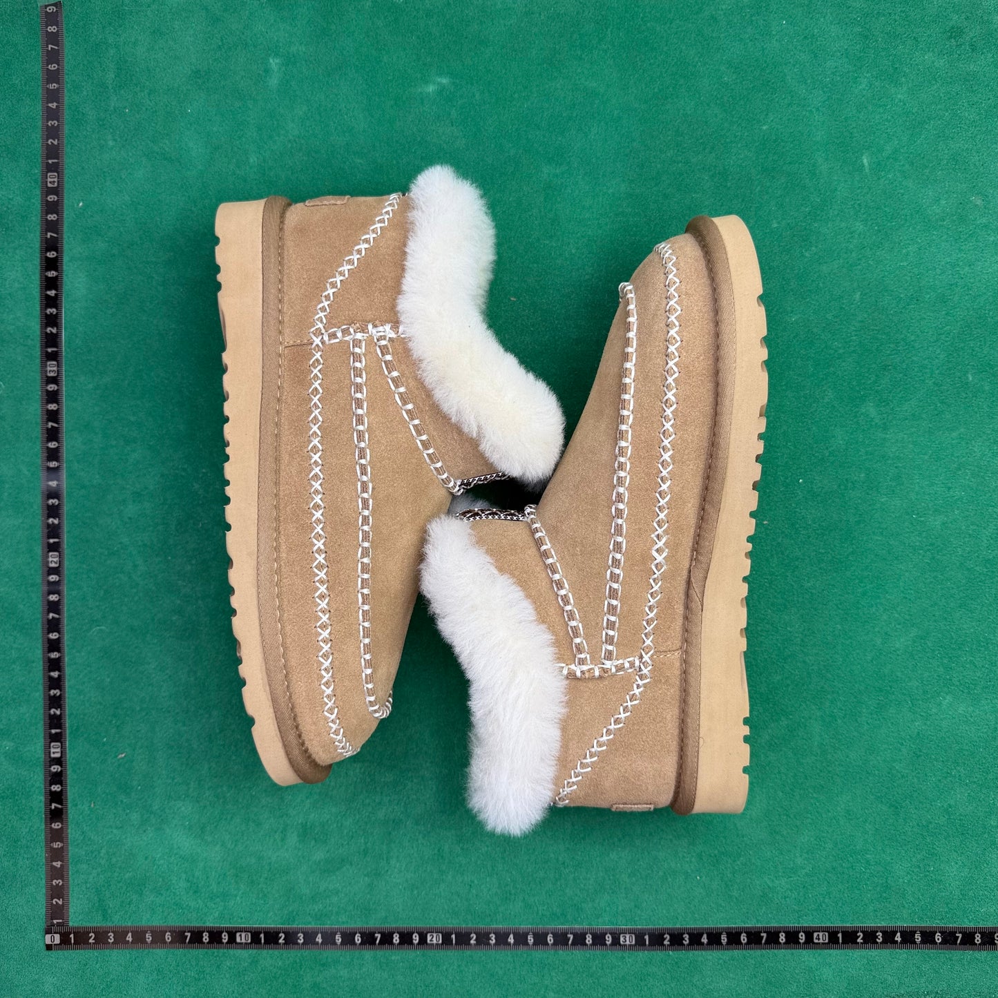TT UGG