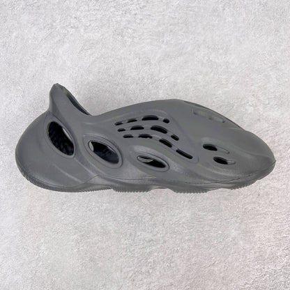Foam Runner Onyx