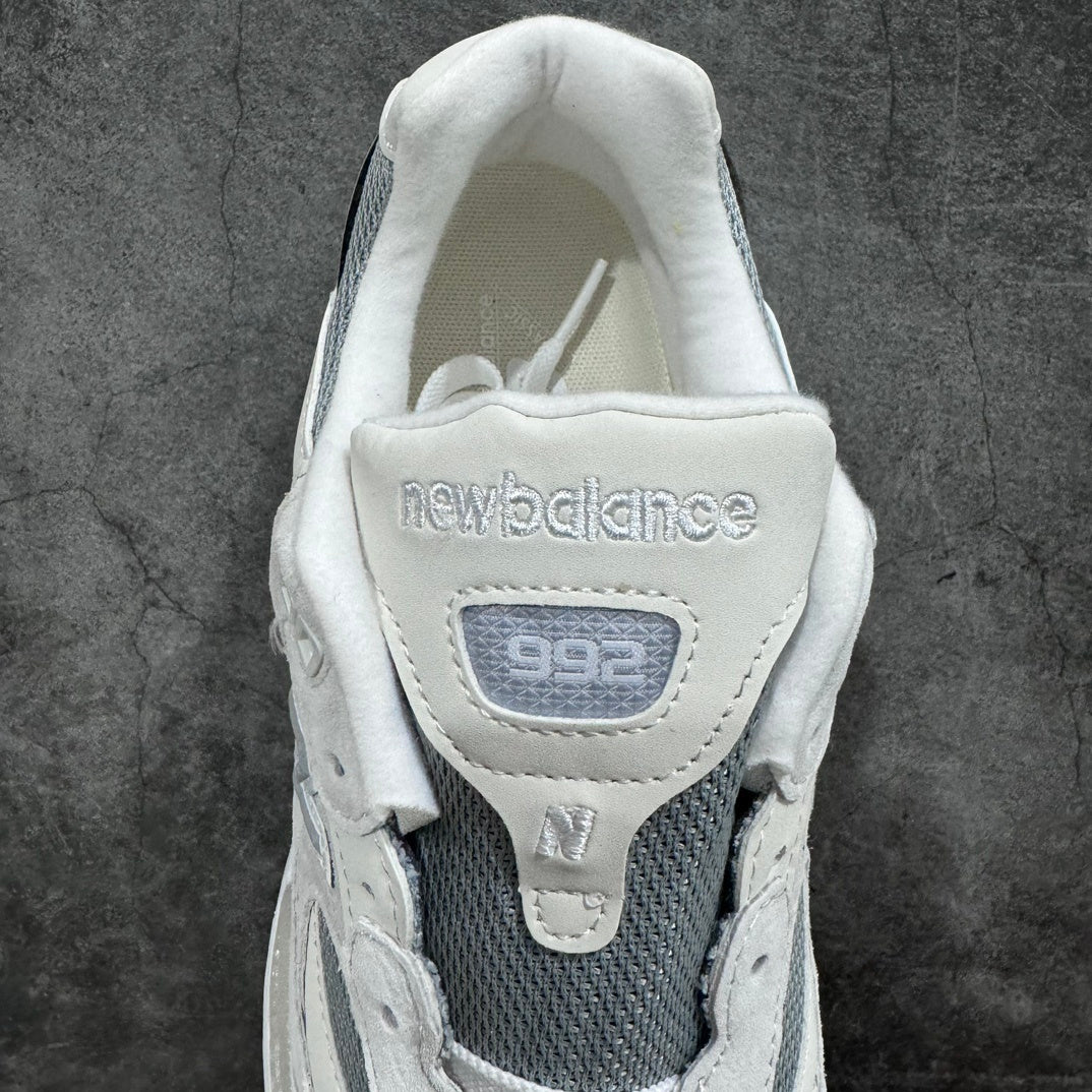992 Triple White Grey