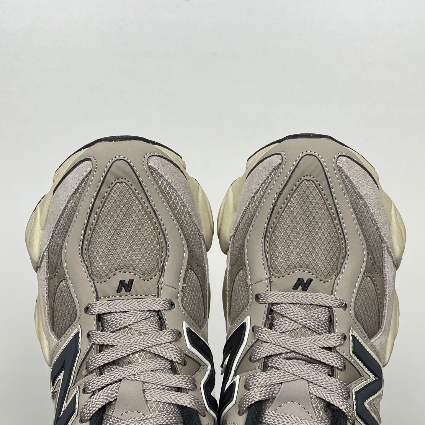 NB 9060 Charcoal
