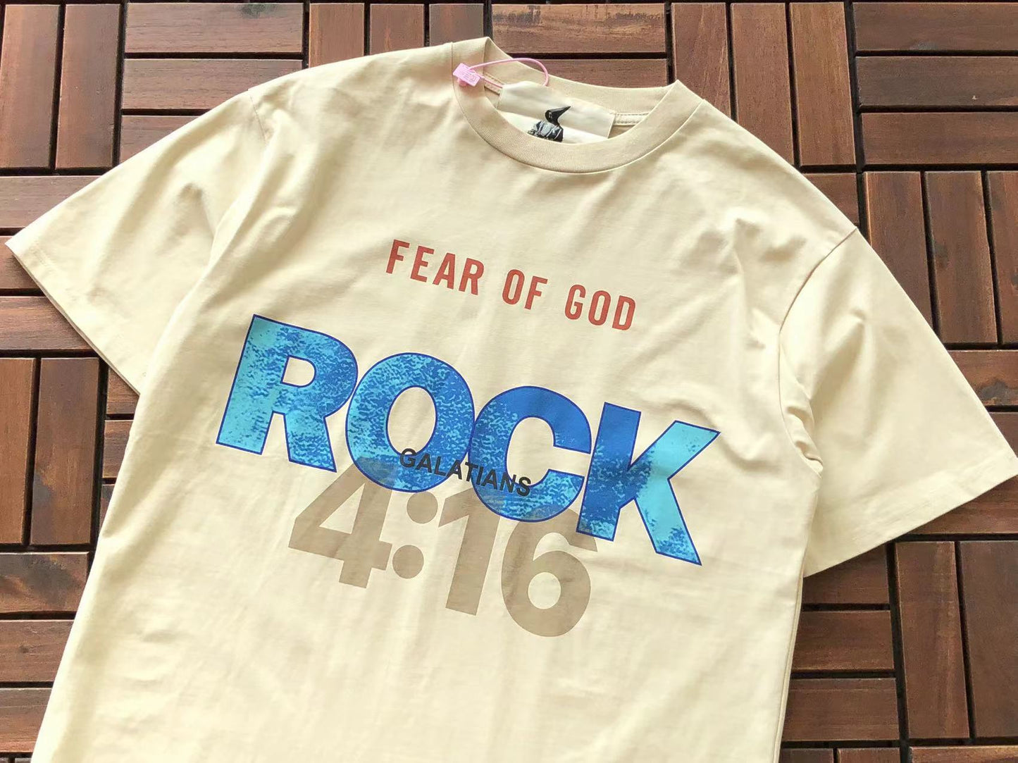T-Shirt ESSENT