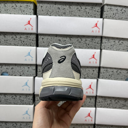 GEL-SONOMA TR62 Grey/Black