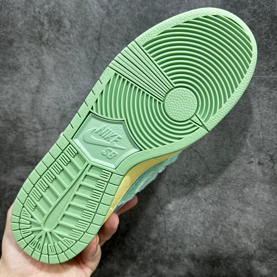 Dunk SB Verdy Visty