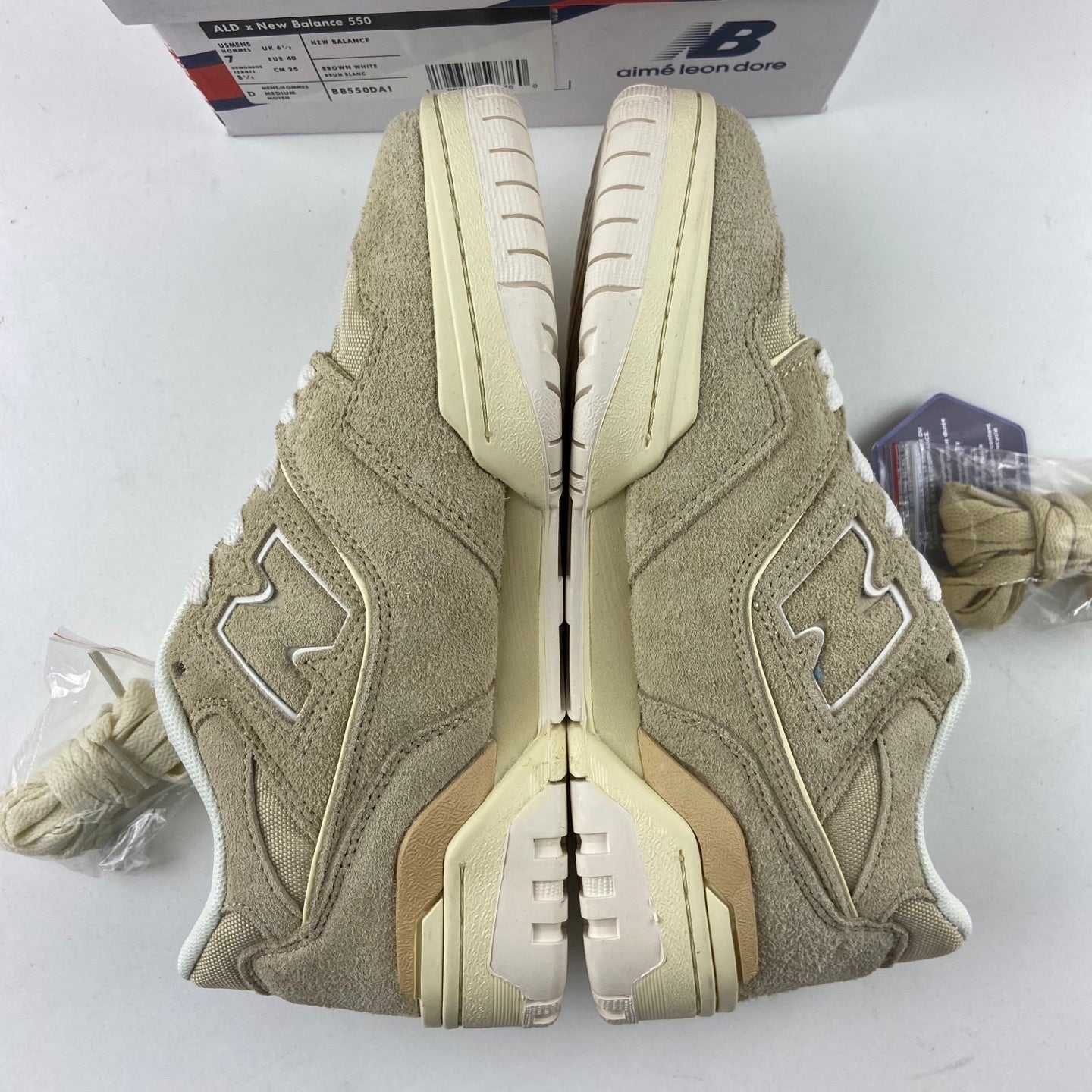550 Aimé Leon Dore Taupe Suede