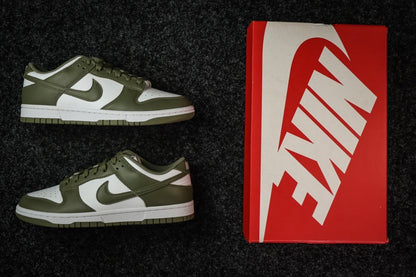 Dunk SP Medium Olive