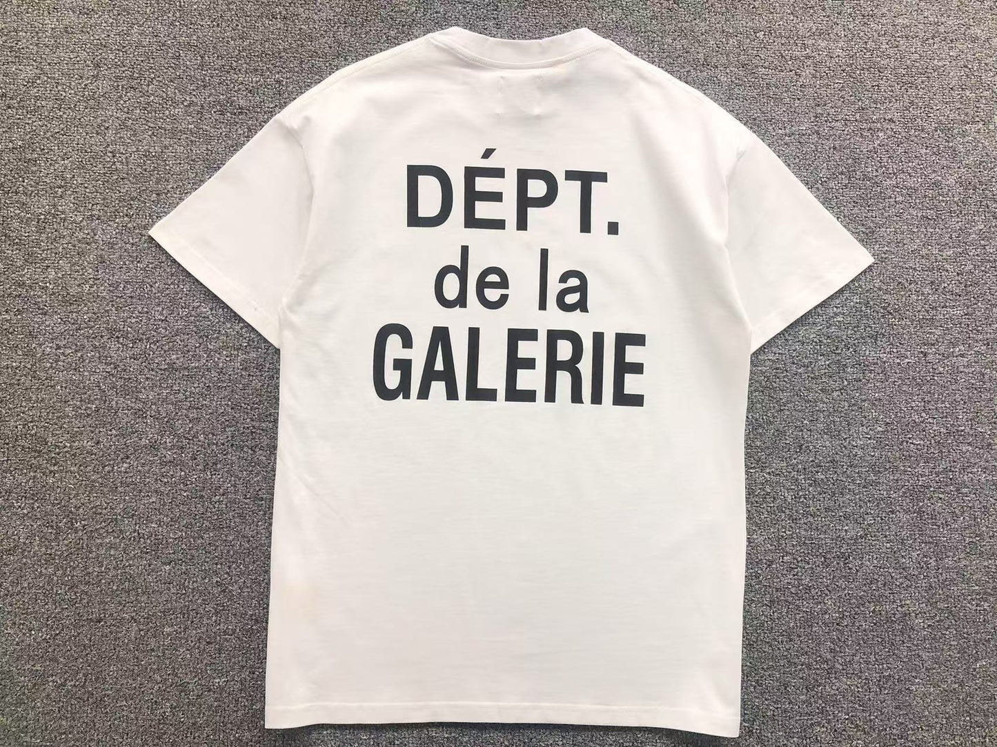 T-shirt GALLERY DEPT