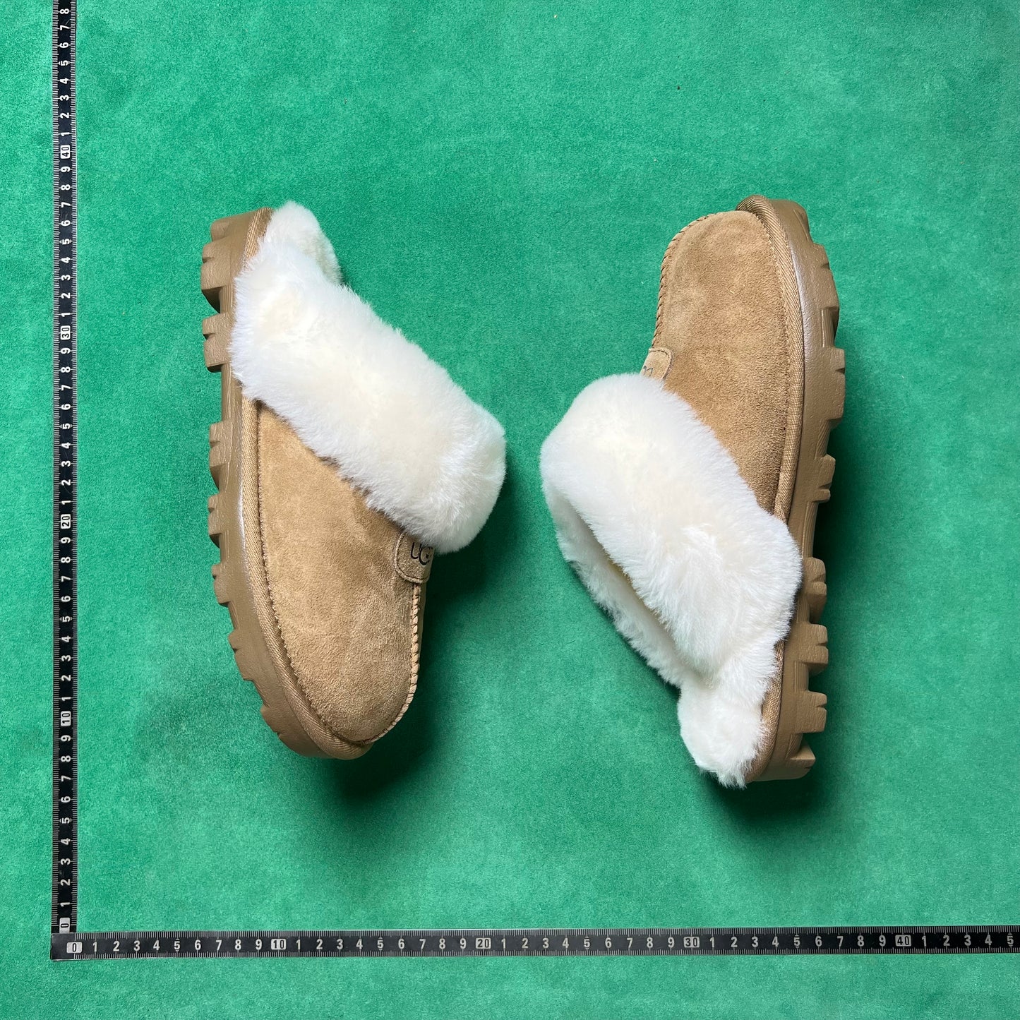 UGG