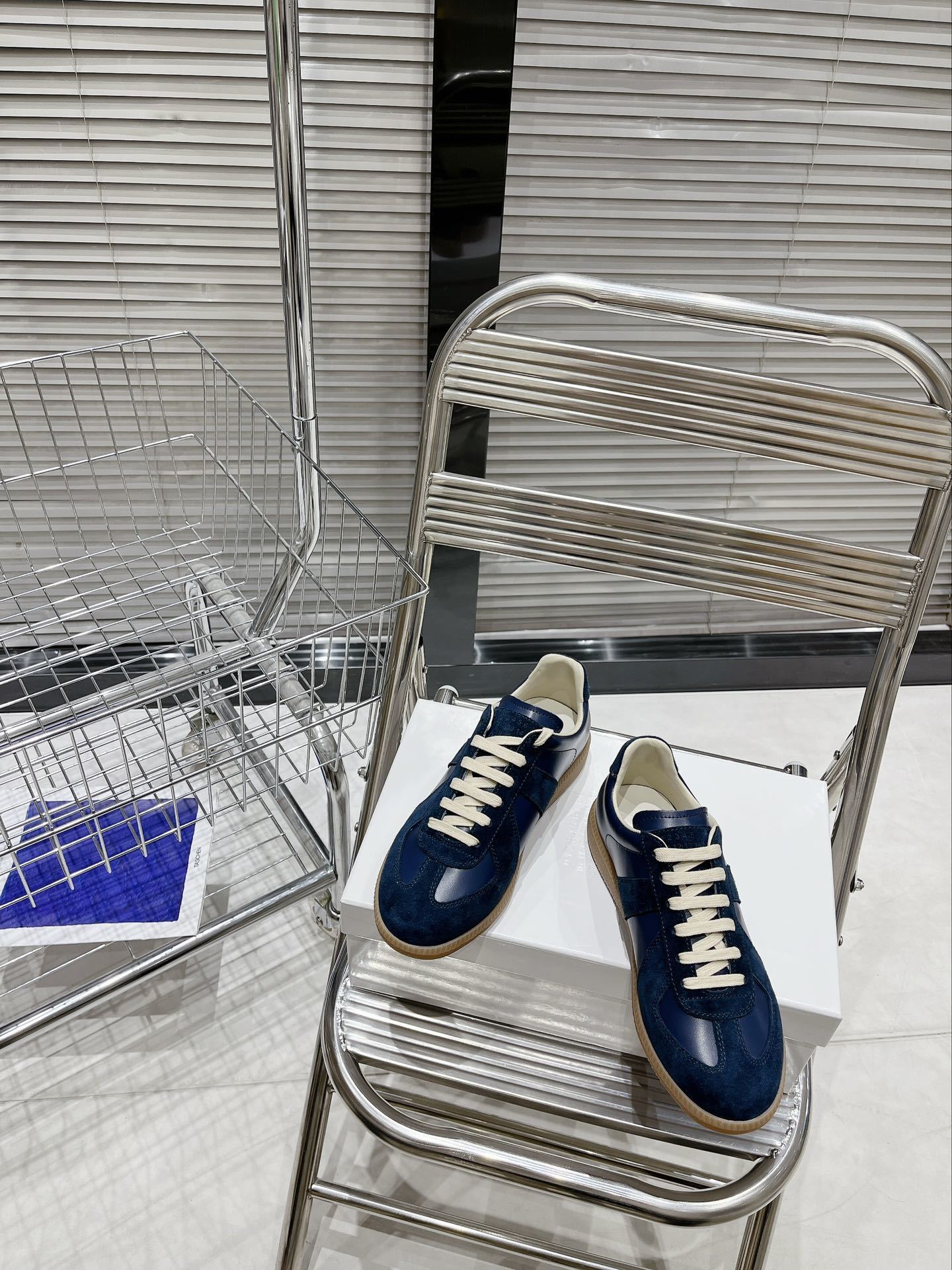 Maison Marine Blue Gum Sole