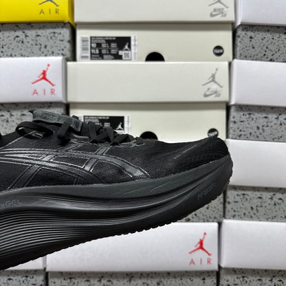 GEL-NIMBUS 27 Black/Graphite Grey
