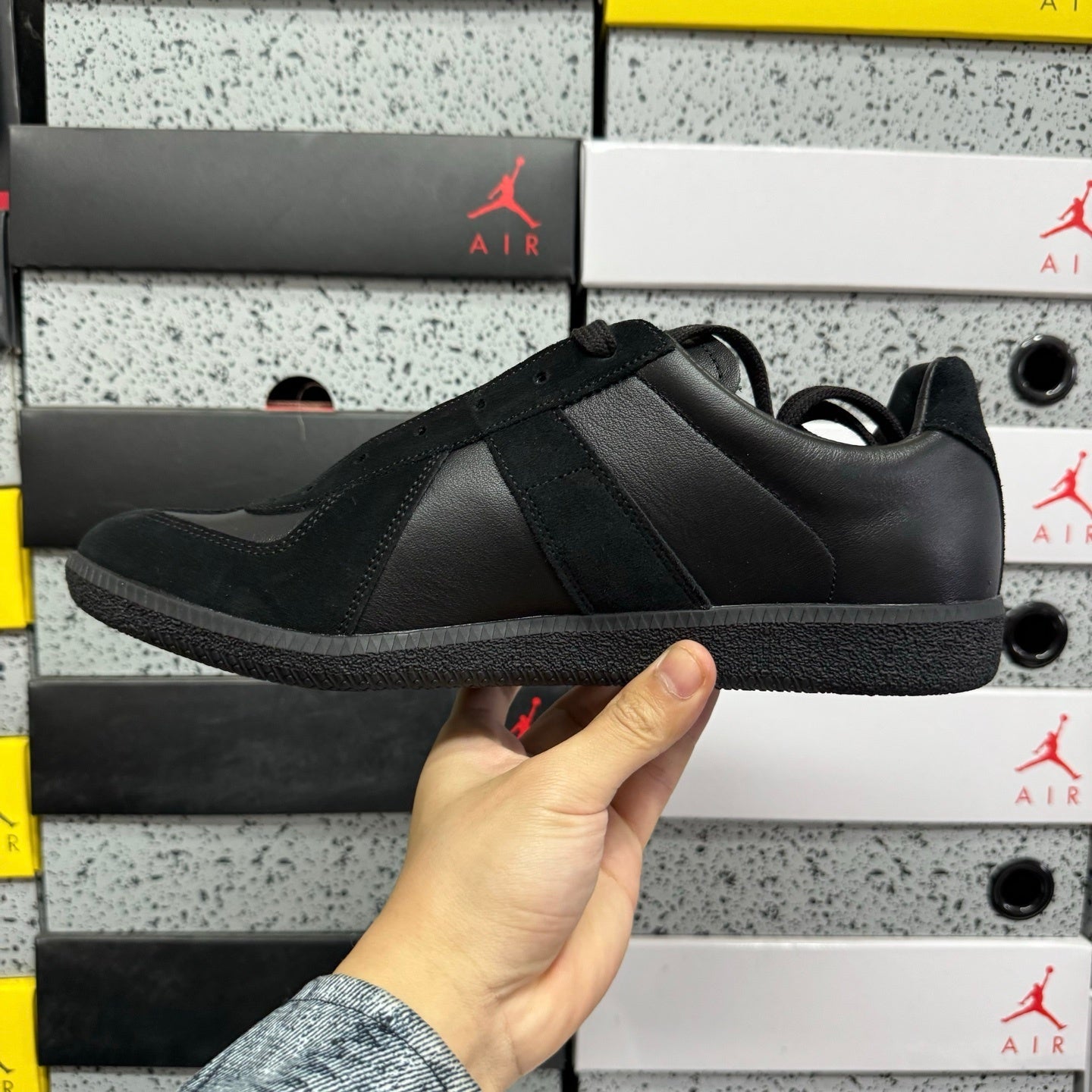 Maison Pure Black
