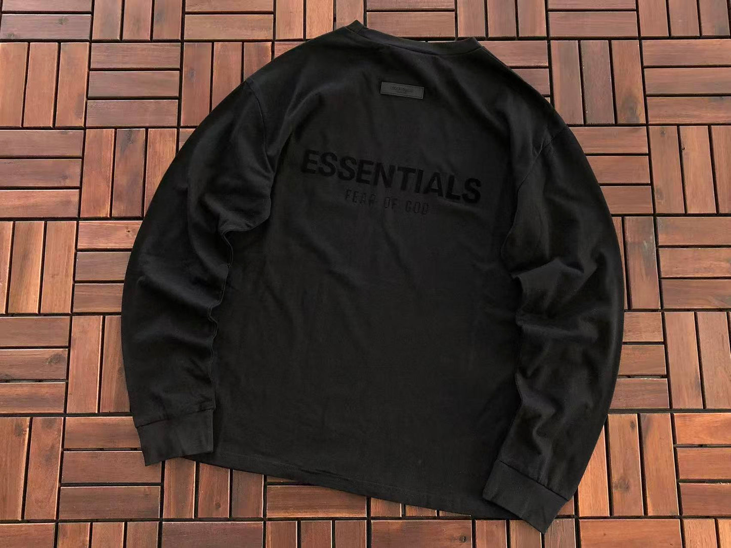 Camisolas Essentials