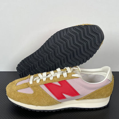 471 Brown Pink Red