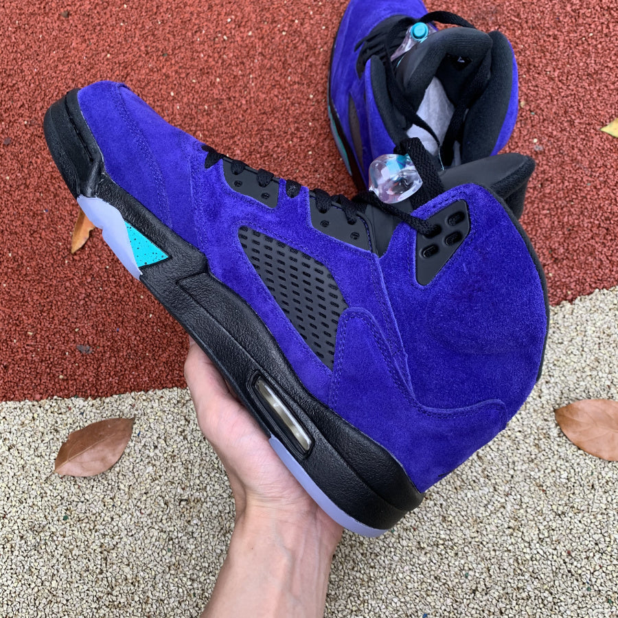 AJ 5 Grape