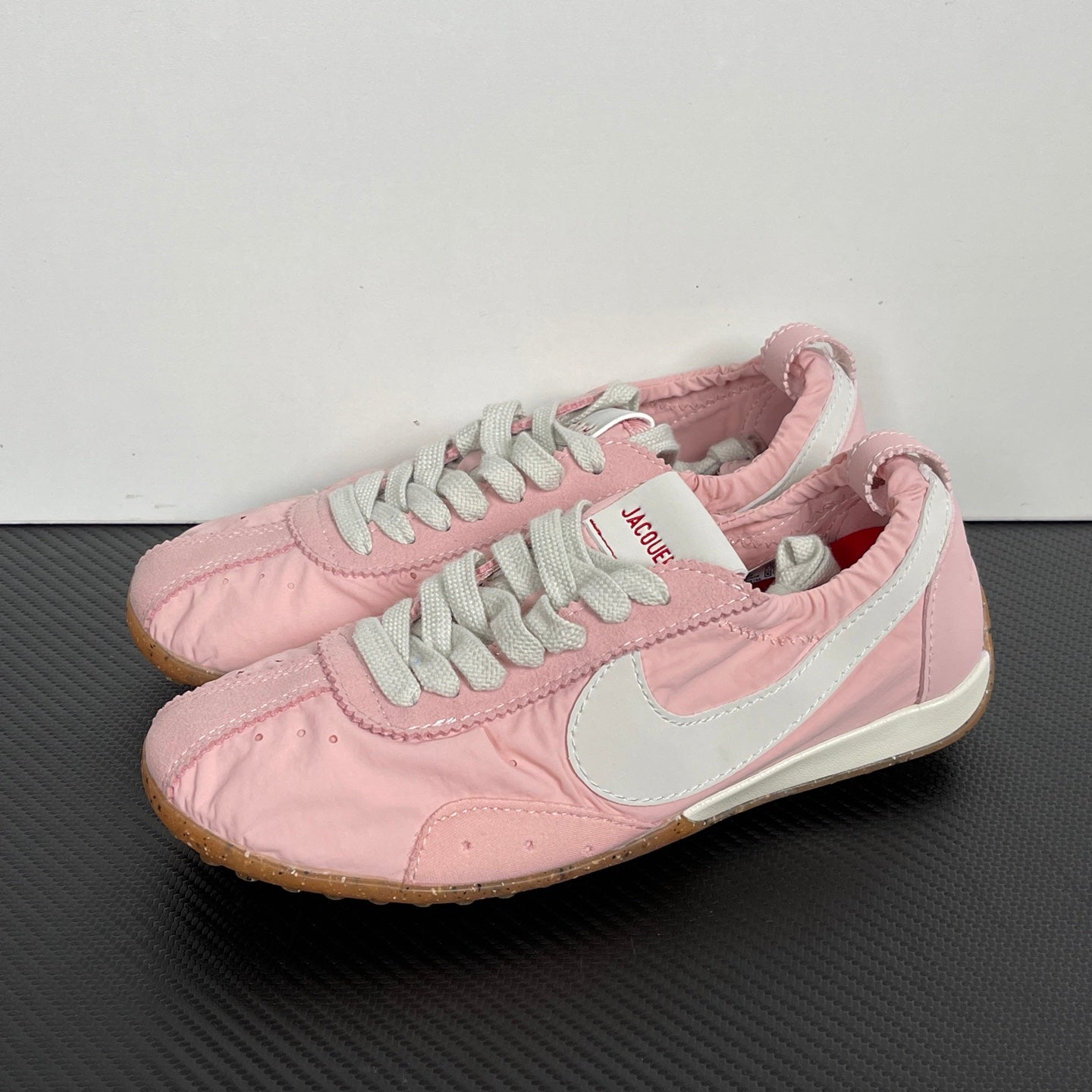 Jacquemus x Wmns Moon Aluminum Pink