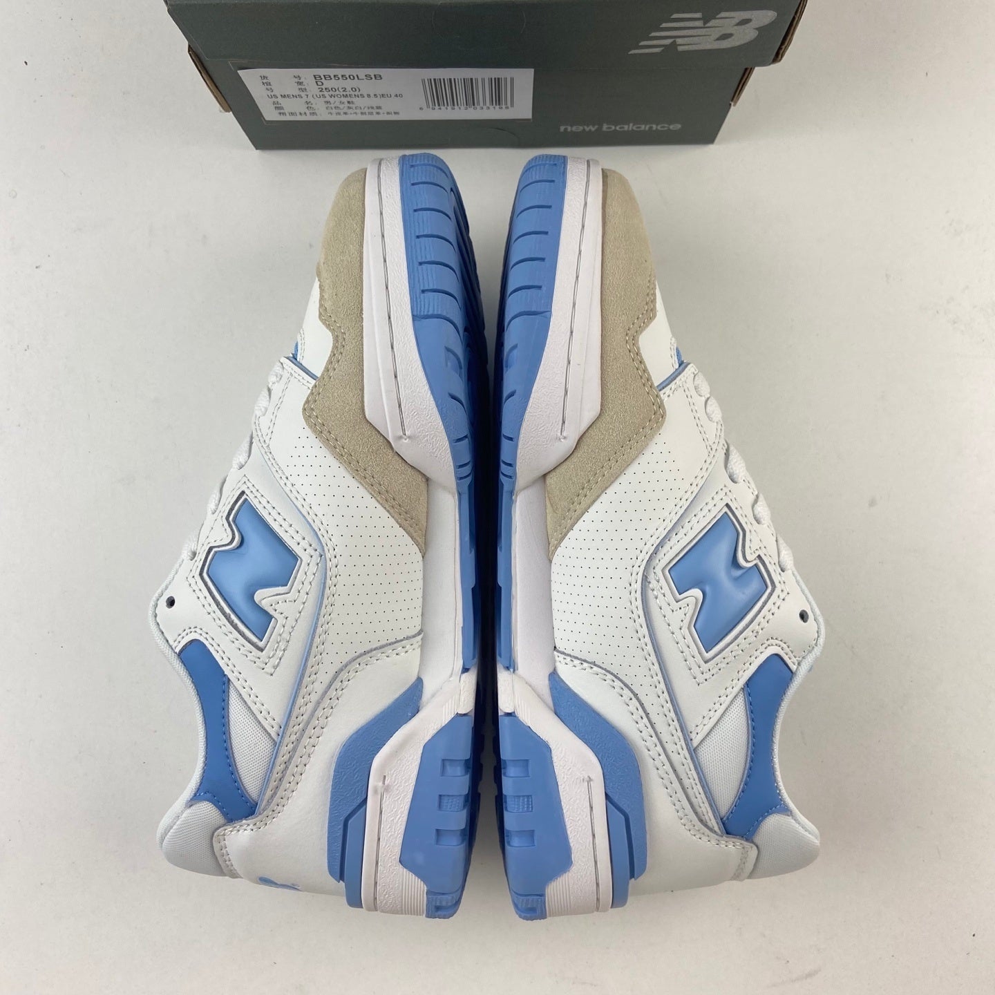550 Baby Blue and White