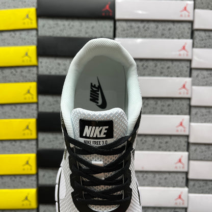 Nk Free 3.0 V2 Black/White