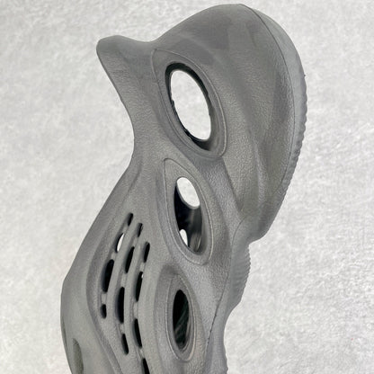 Foam Runner Onyx