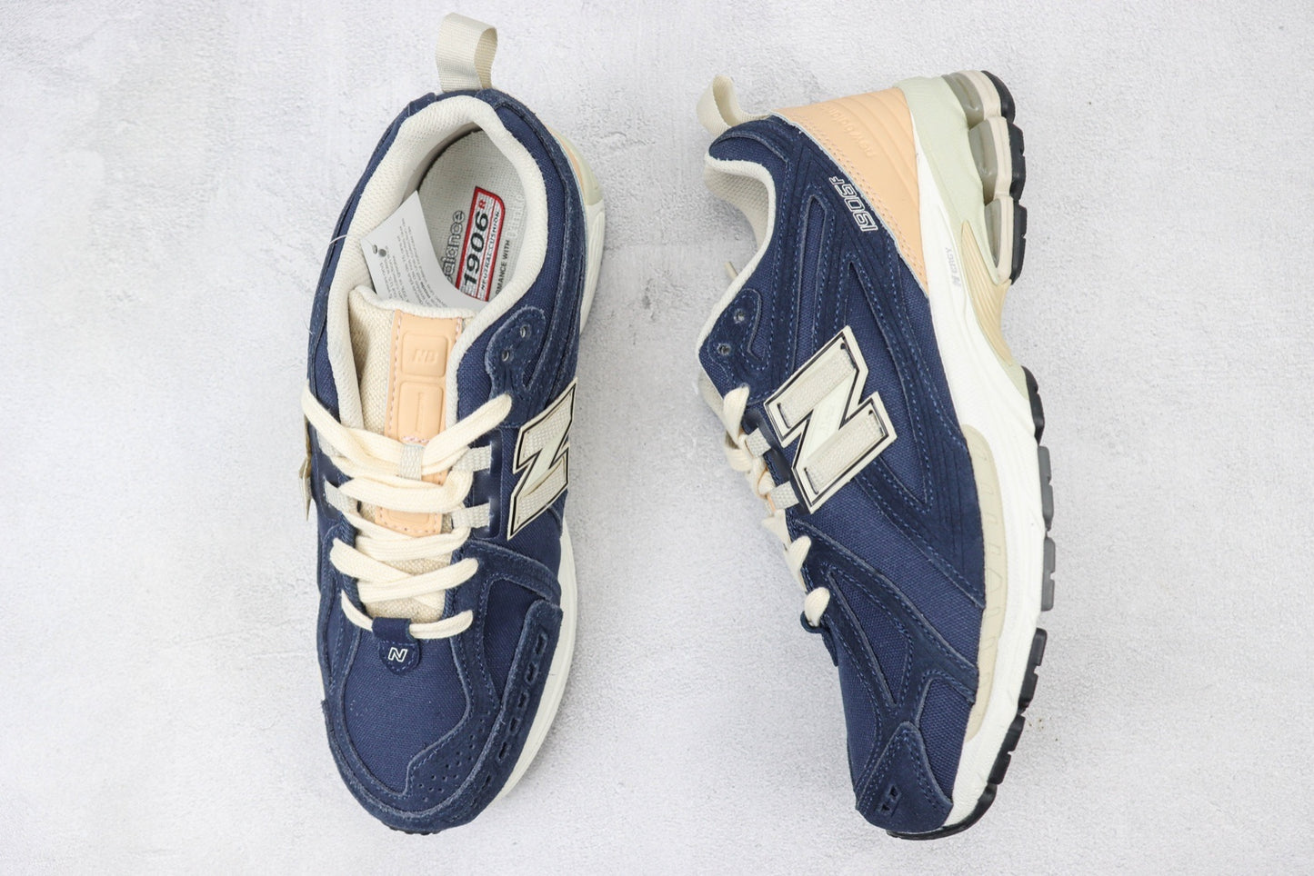1906 Navy Cream