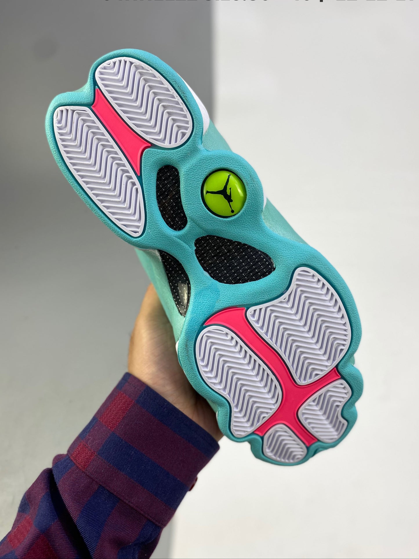 13 Aurora Green
