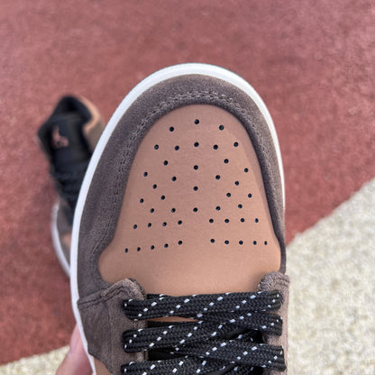 AJ1 MID Dark Chocolate