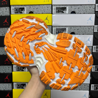 BLG 10XL White/Orange/Red