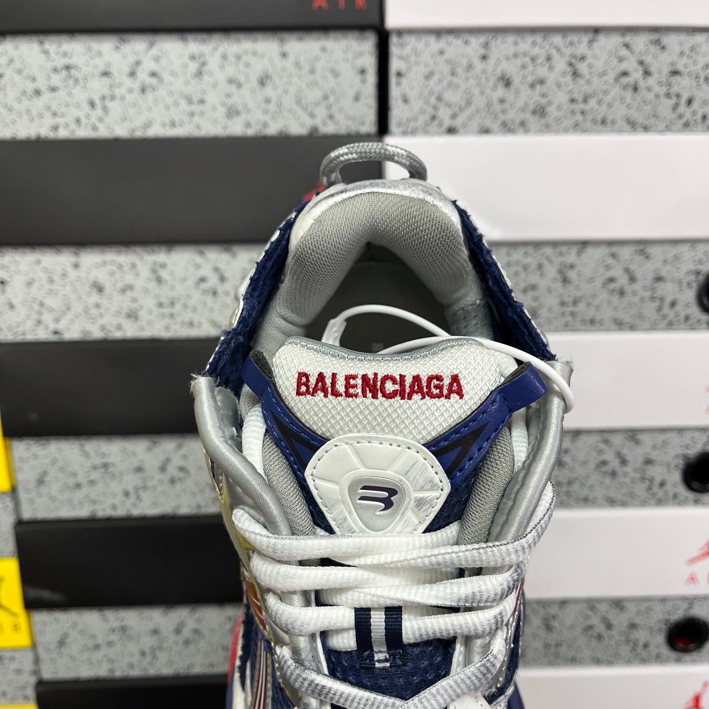 BLG Runner Red Blue