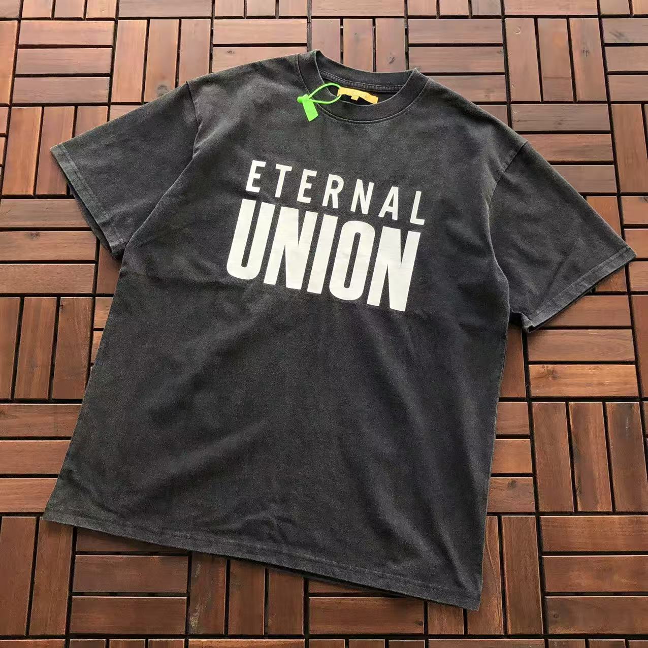 T-Shirt ESSENT