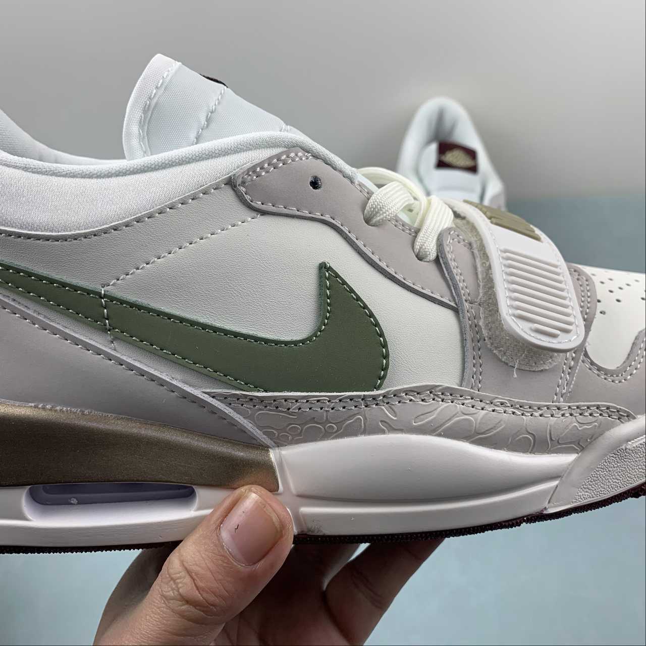 Legacy 312 Green and White