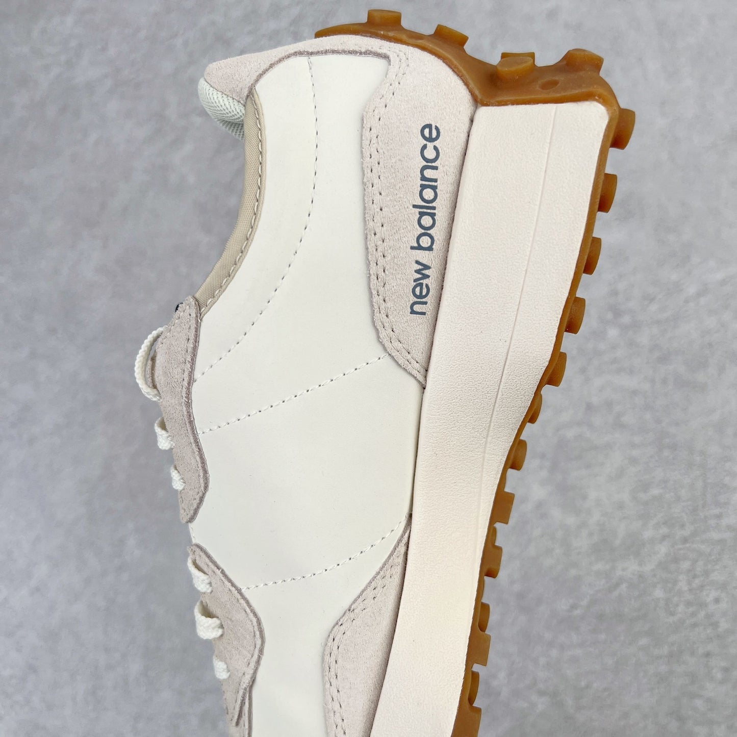 327 White and Blue Navy