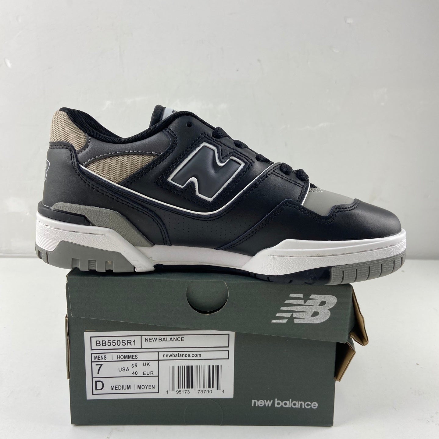 550 Black and Grey