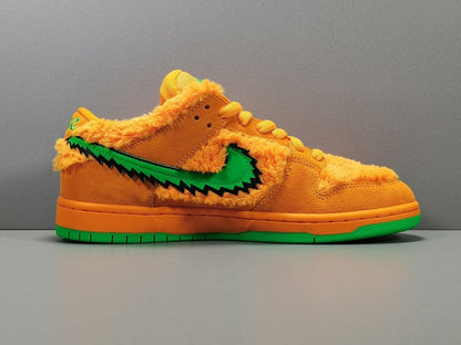 Dunk SB Grateful Dead Bears Orange