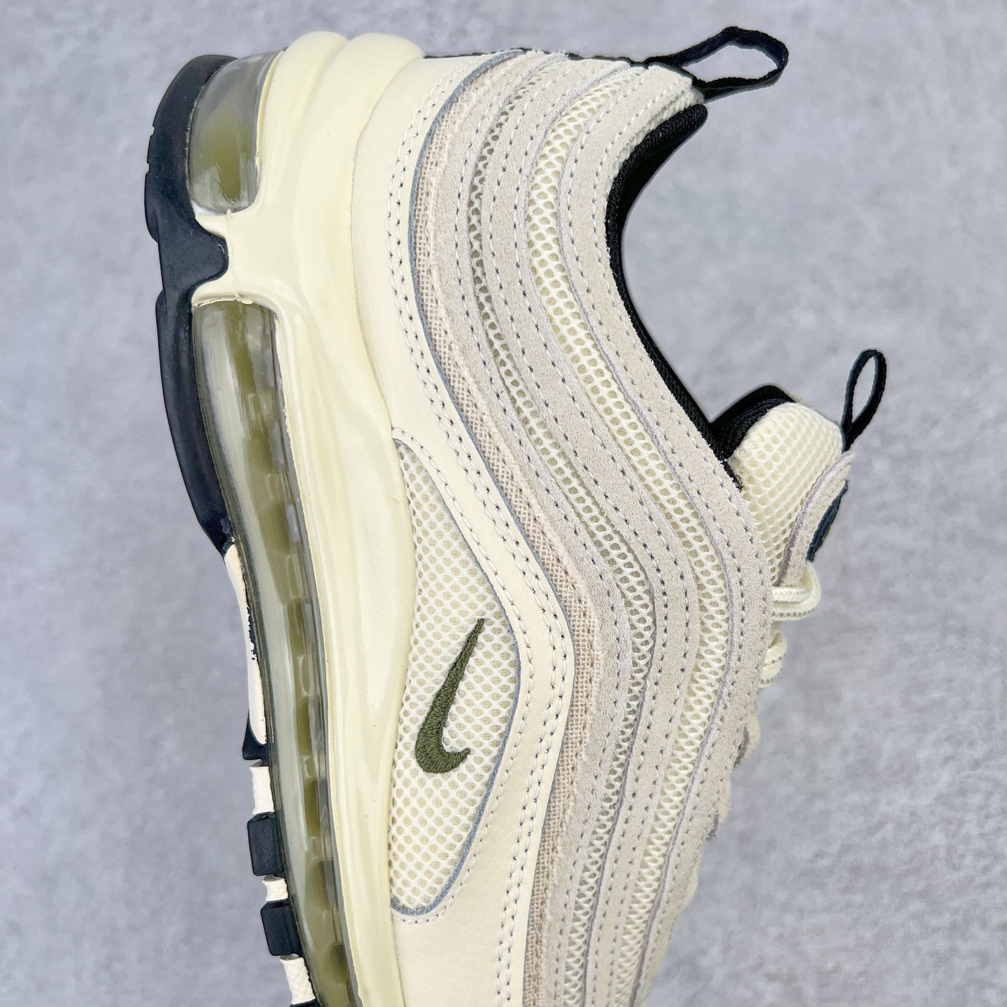 97 Ash Cream