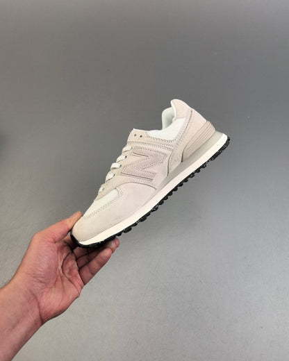574 Creme