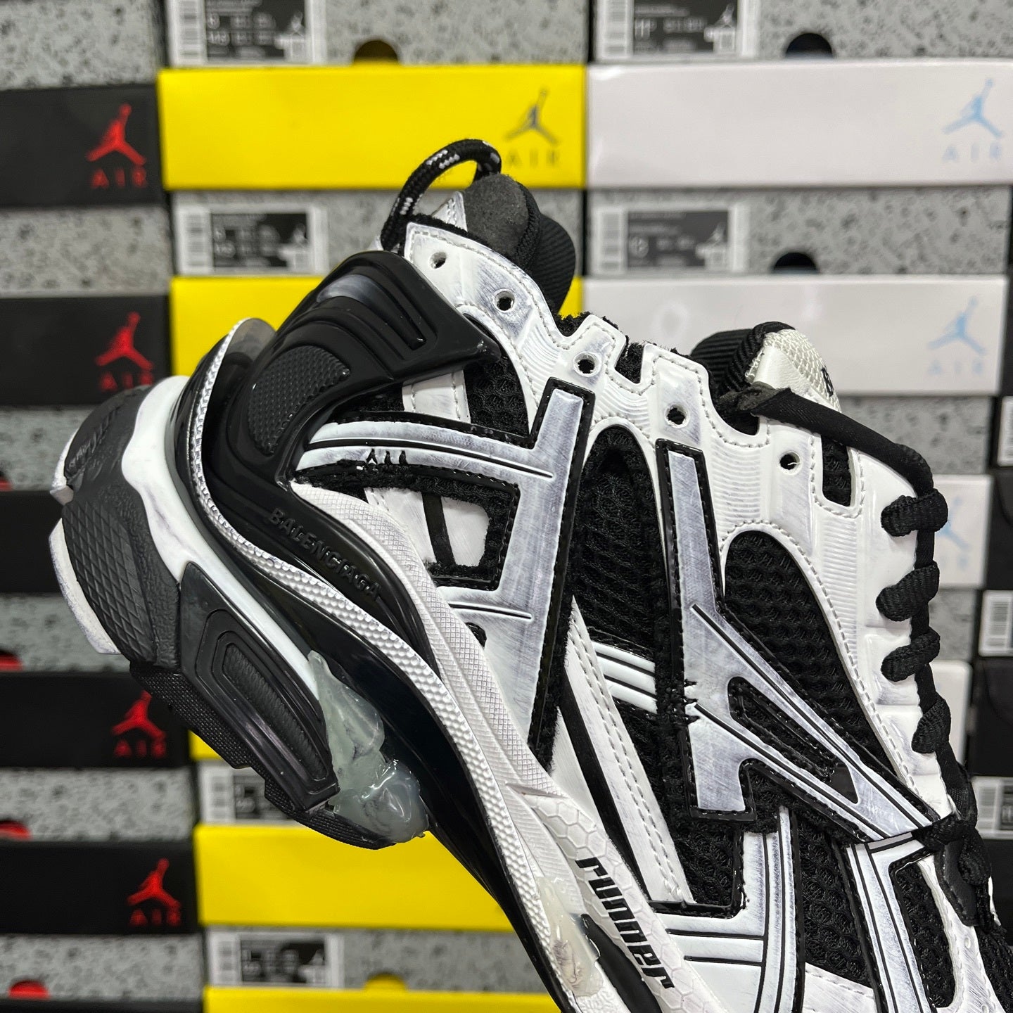 BLG Runner 7.0 White Black