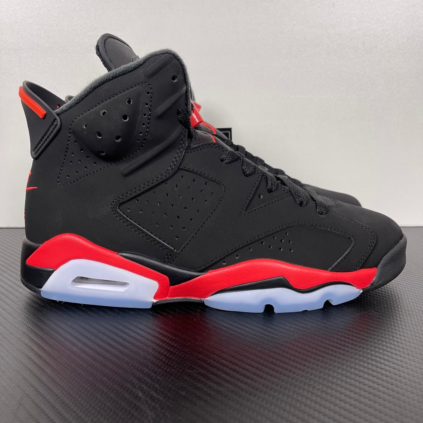 AJ6 Retro Infrared Salesman