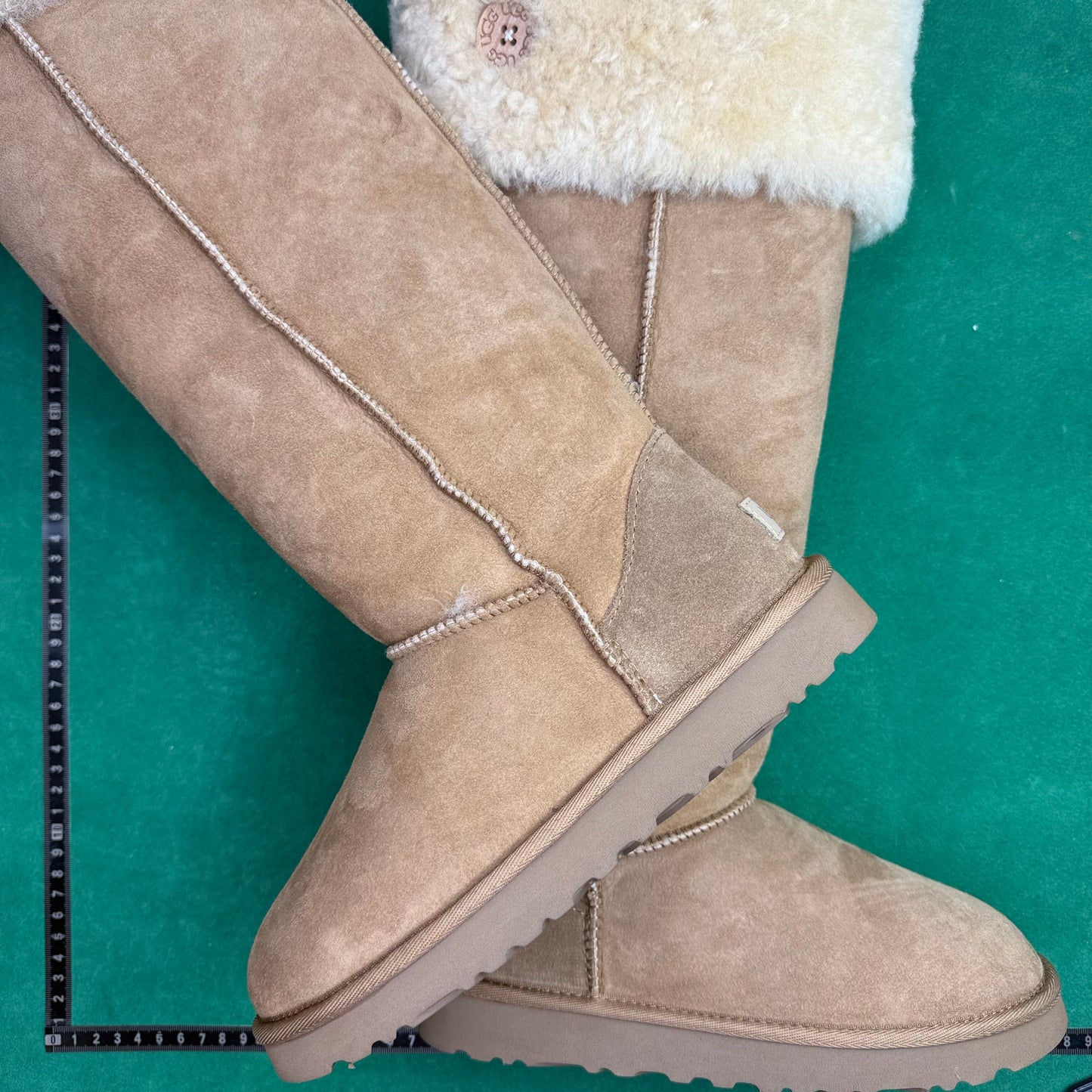 UGG Bailey II