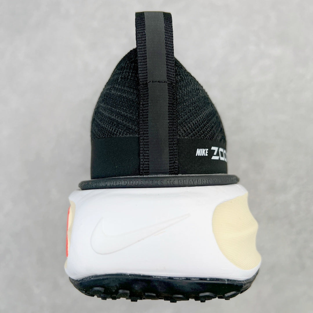 ZoomX Invincible Run Flyknit 3 Black/White