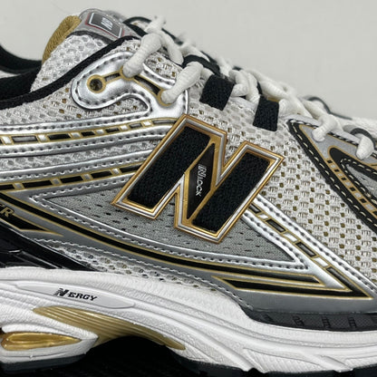 1906 Metallic Gold