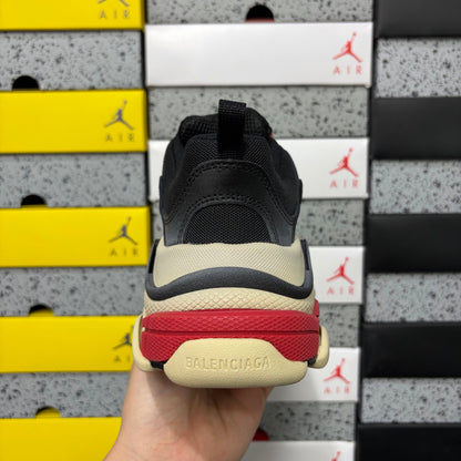 BLG Triple S Black/Red