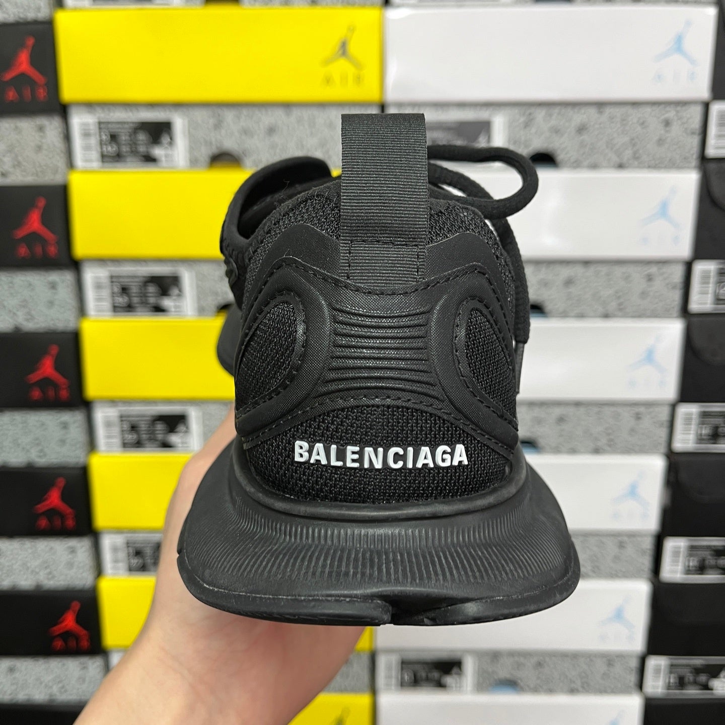 BLG Circuit Black