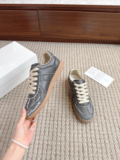 Maison Snake Grey