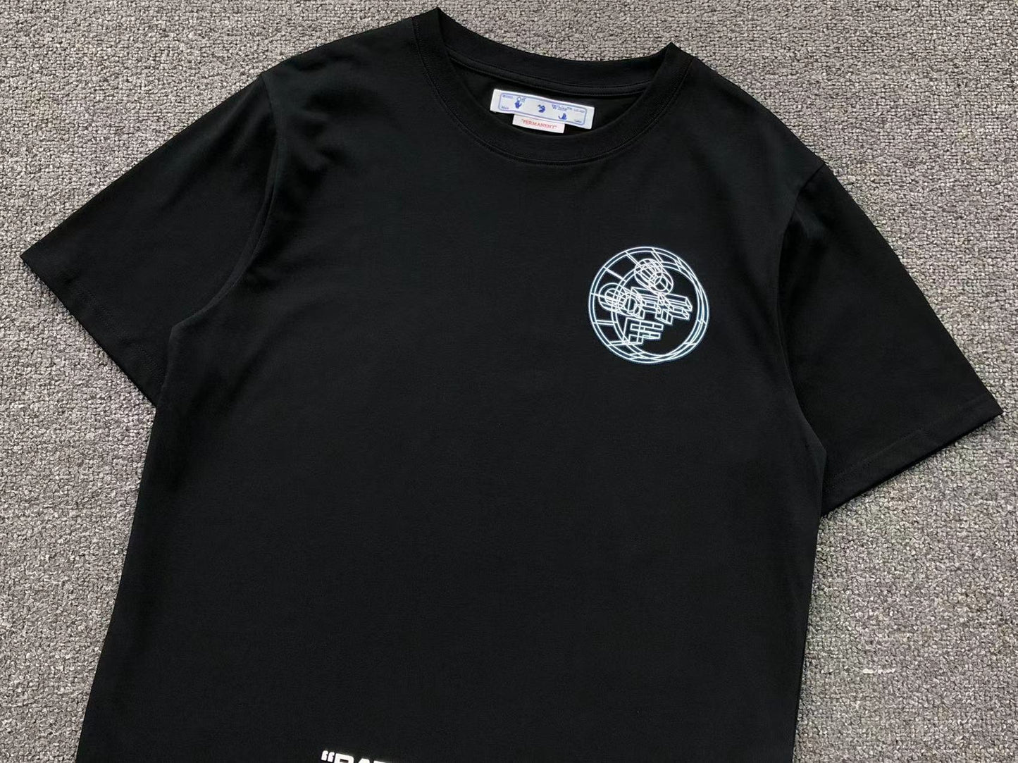 T-shirt Off