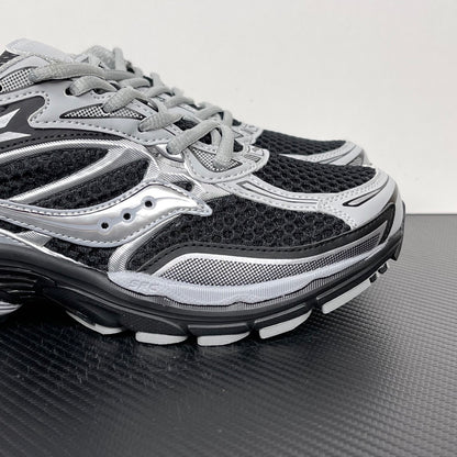 Sau Black and Silver