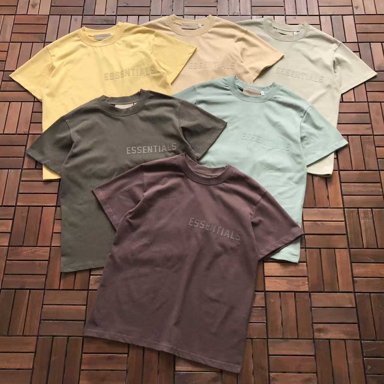T-Shirts ESSENT